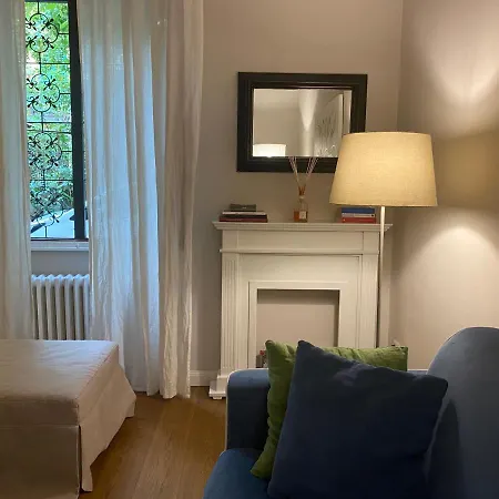 Oliver Flat Φλωρεντία