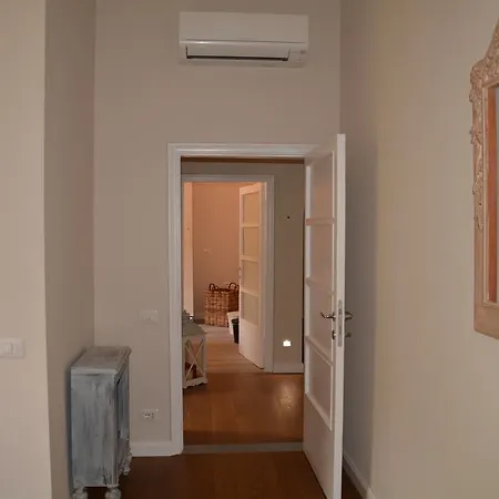 Oliver Flat Διαμέρισμα *